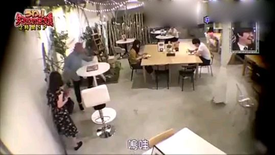 论捉弄艺人我就服日本,综艺无下限,简直拿人不当人啊,太惨了